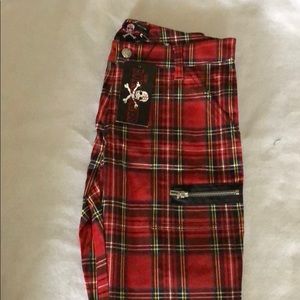 Juniors red plaid skinny jean with zippers